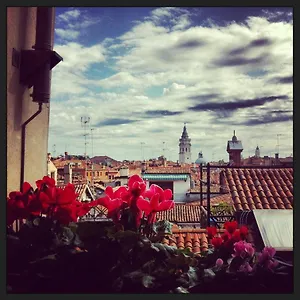 lion-rooftop-apartments-venice-novita.hotelslidodijesolo.com/