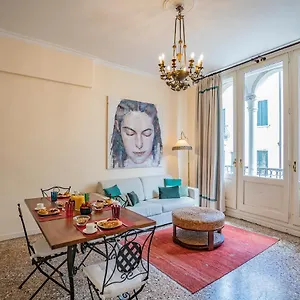 Apartment Ca' Grassi 2 Charming Balcony, Venice