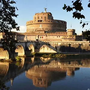 saint-peter-luxury-loft.it-romehotels.com/