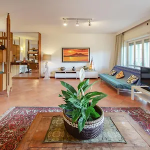 casa-ciuciu-napoli.hotels-amalfi.com/